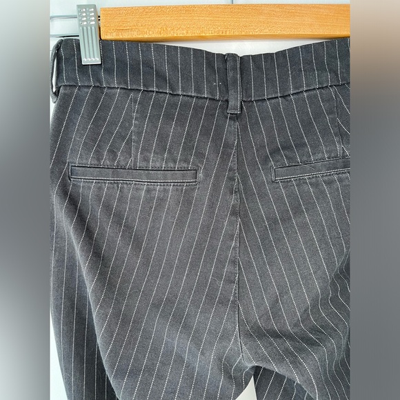 High-Waisted Pinstripe Pants - Picture 4 of 7